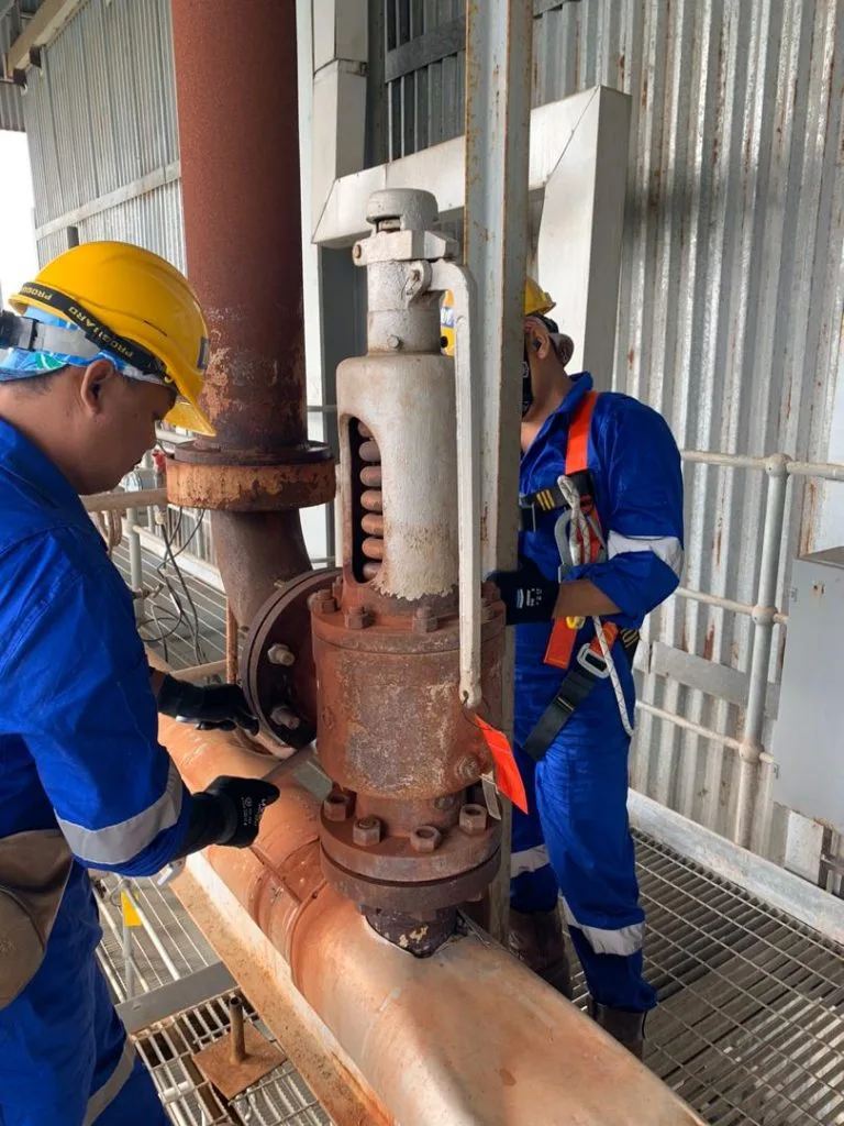 Pressure relief valve